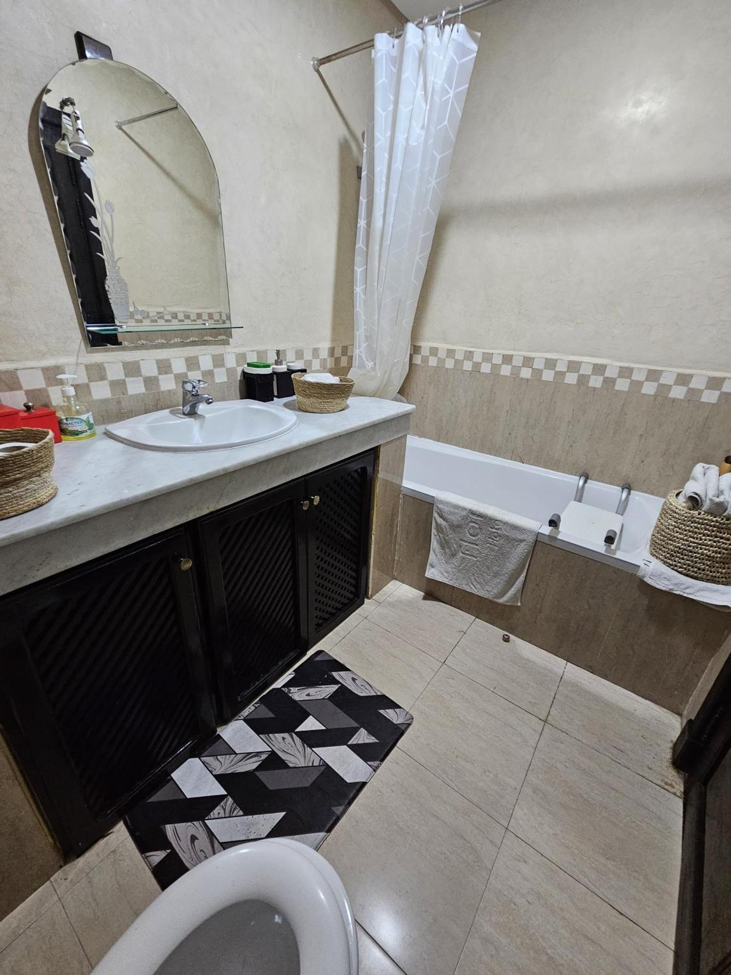 Appartement Douillet Au Centre Gueliz Marrakesh Ngoại thất bức ảnh